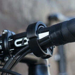 Sonnette Pour Vélo Classic Large Noire Knog Oi -Vélo Accessoires Soldes sonnette pour velo classic large noire knog oi full 3